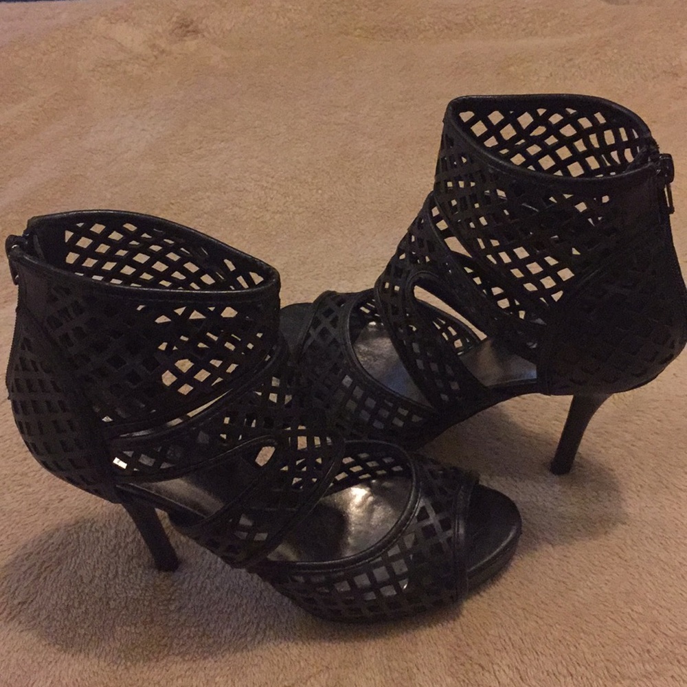 Black cutout leatherette Heels